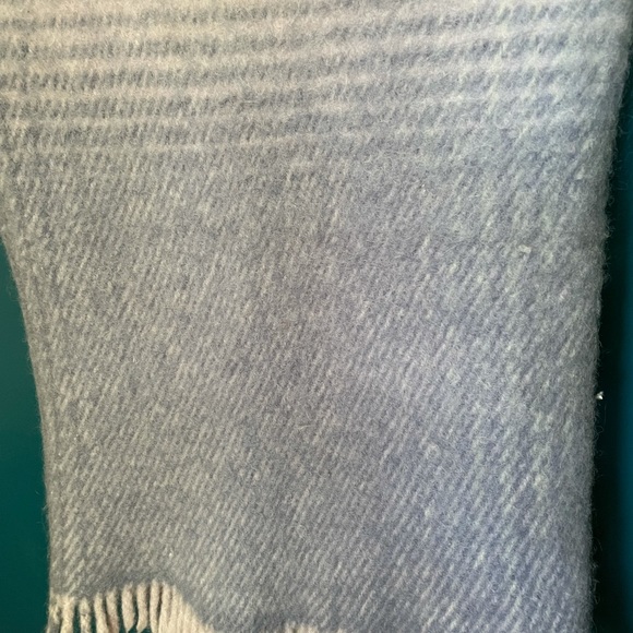 Samband of Iceland Wool Throw Blanket - Picture 6 of 8